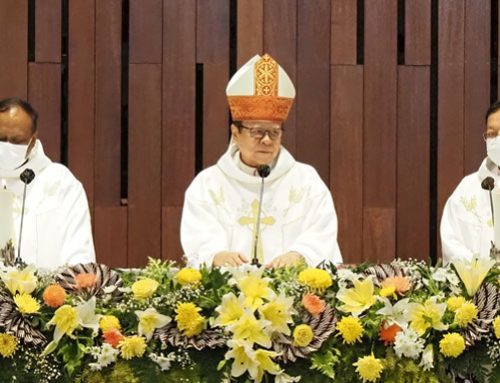 Kardinal Suharyo Ajak Umat Mendoakan Romo Gunawan yang Ulang Tahun Imamat ke-40